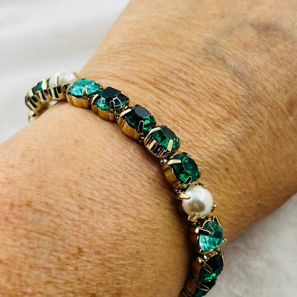J. Crew Green Rhinestone and Faux Pearl Gold Tone Stretch Bracelet NEW